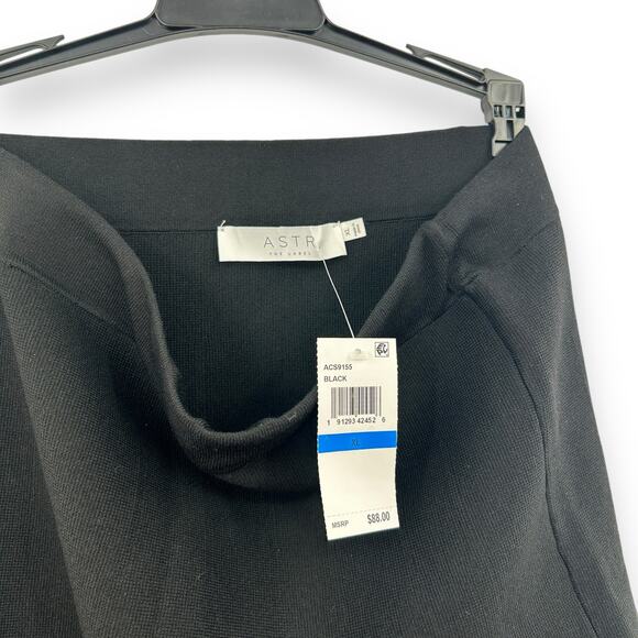 NEW Revolve ASTR The Label Denisa Pleated Skirt Size XL Mini Stretch Academia - Picture 12 of 13